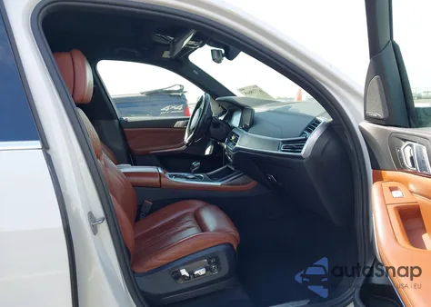 2021 BMW X7 xDrive40I z USA, uszkodzony, nr VIN 5UXCW2C05M9G30151